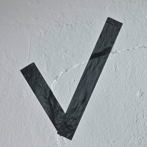 Taśma naprawcza TESA® 4615 duct tape czarna - taśma doskonale trzyma się betonu.