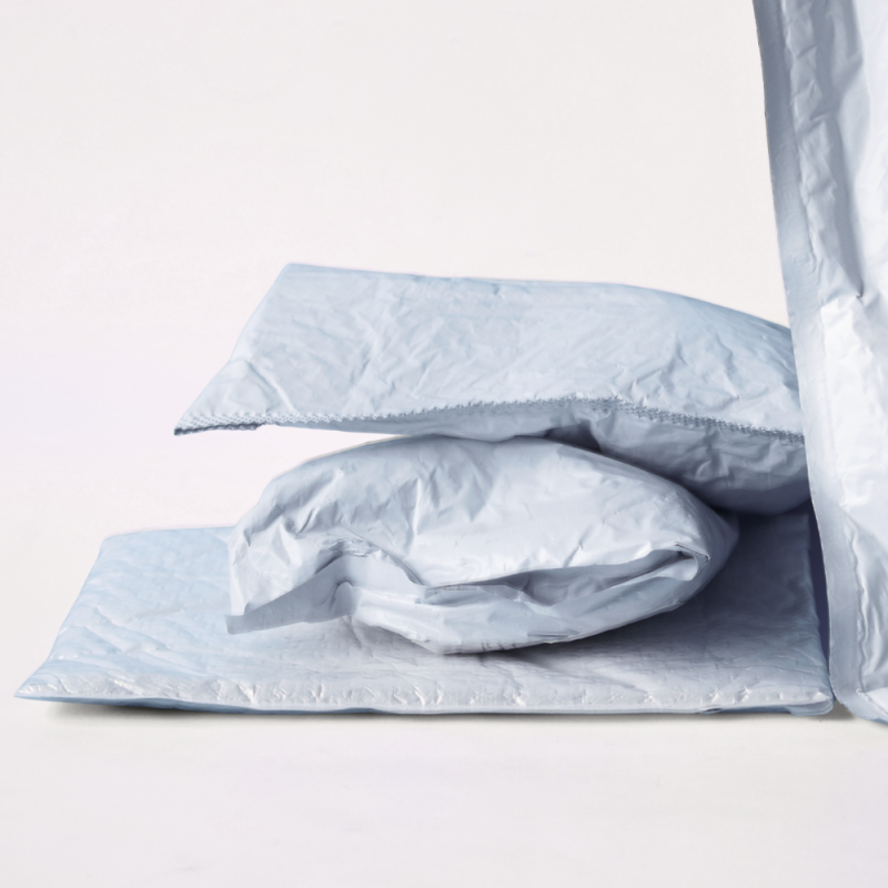 Foliowe koperty bąbelkowe N22 chroniące zawartość przesyłki.