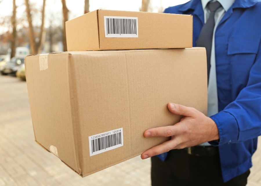 5 najczęstszych błędów w zabezpieczaniu paczek w e-commerce, przez które tracisz klientów
